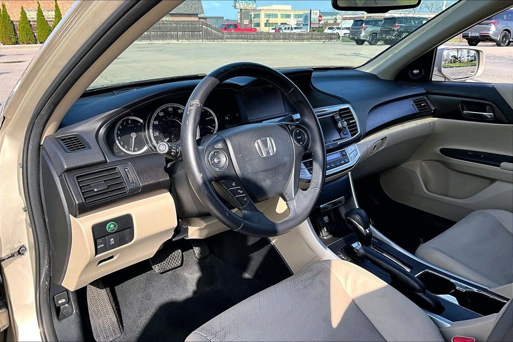 Used 2015 Honda Accord EX-L image 16