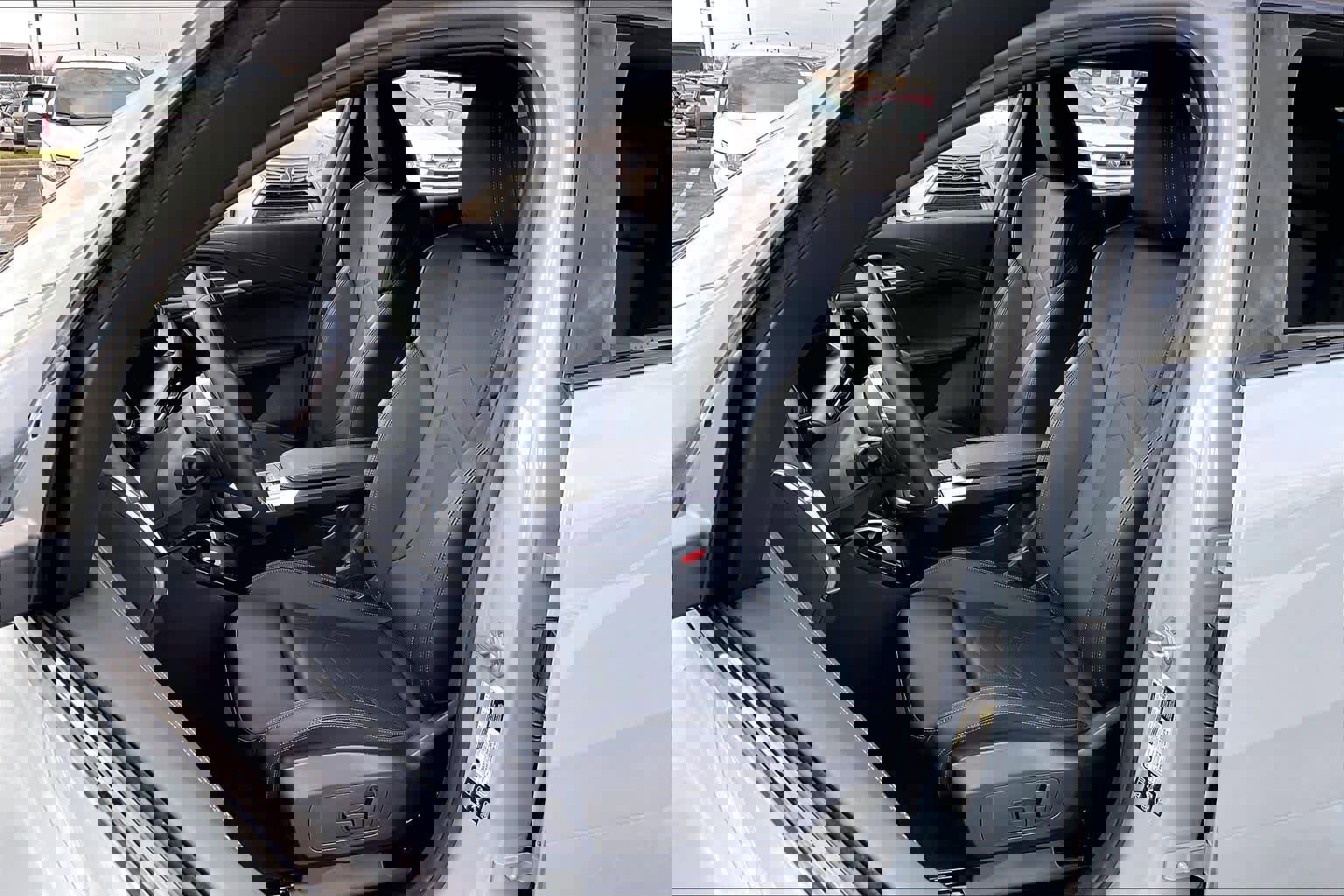 Used 2026 BMW X2 xDrive28i AWD/4WD image 7