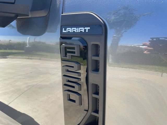 New 2026 Ford F250 Lariat w/ Black Appearance Package AWD/4WD image 31