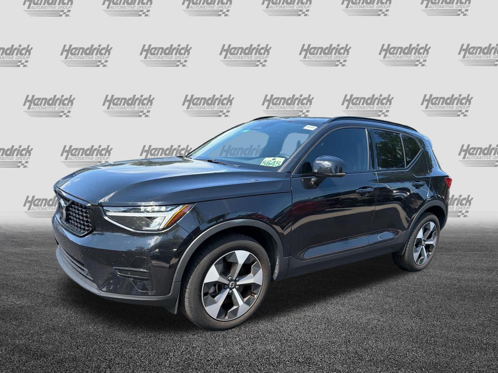 Certified 2024 Volvo XC40 B5 Core w/ Protection Package Premier AWD/4WD image 46