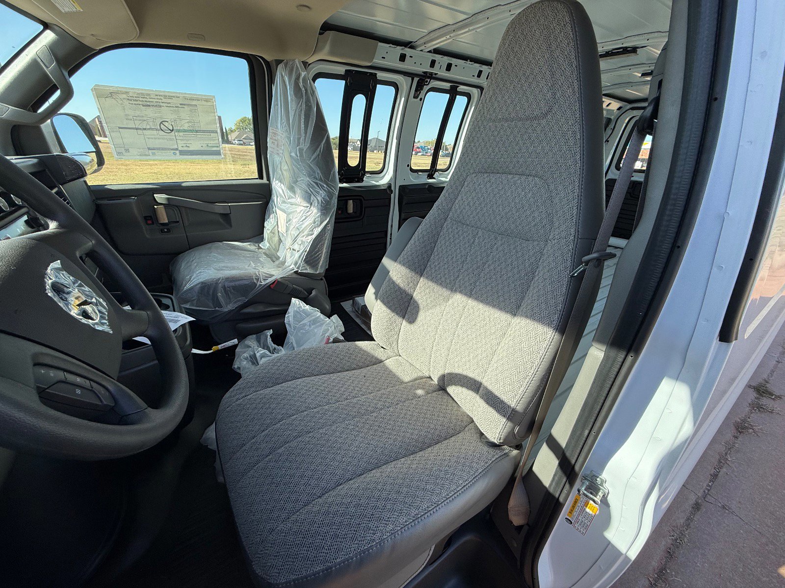 New 2025 Chevrolet Express 3500 Extended w/ Driver Convenience Package image 10