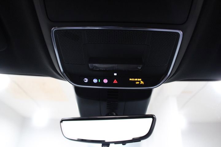 New 2026 GMC Acadia Denali w/ LPO, Floor Liner Package image 40