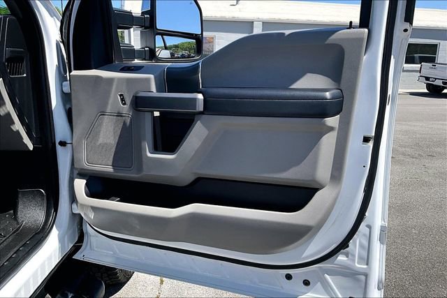 Used 2018 Ford F250 XLT w/ XLT Premium Package AWD/4WD image 19
