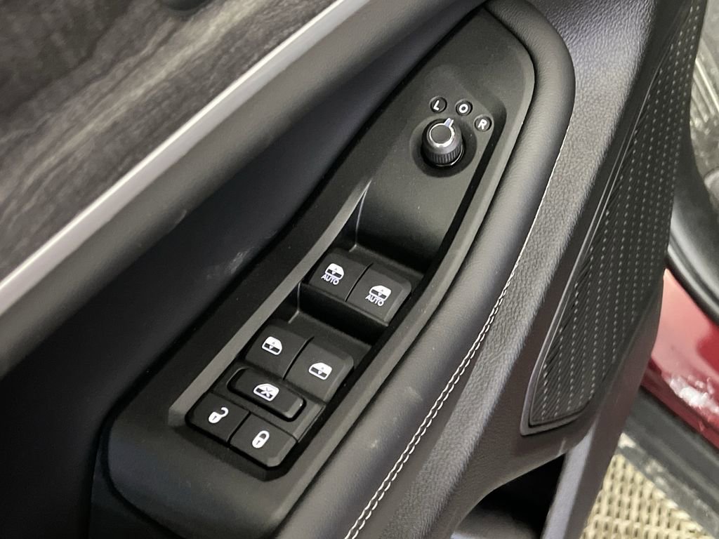 New 2025 Jeep Grand Cherokee Limited w/ Black Appearance Package image 12