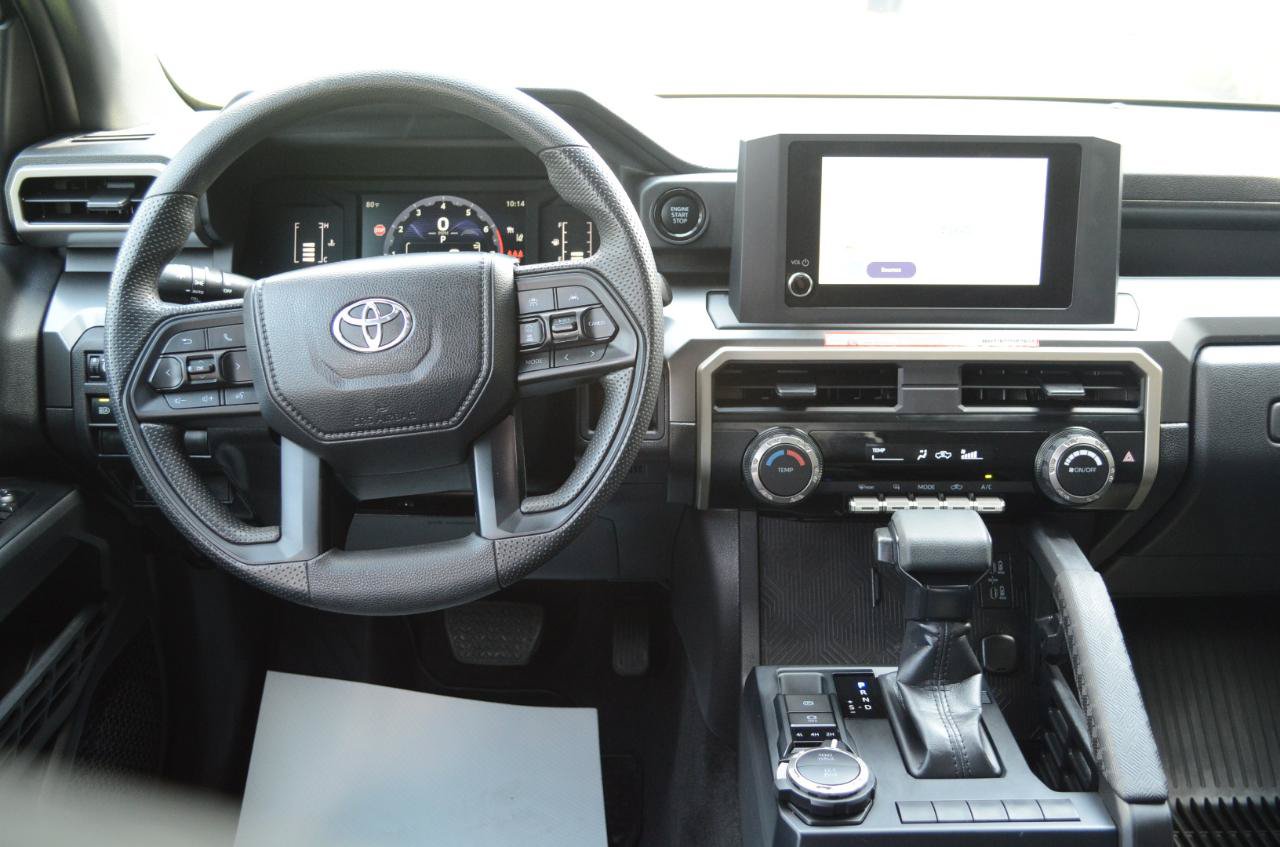 Used 2026 Toyota Tacoma SR5 AWD/4WD image 18