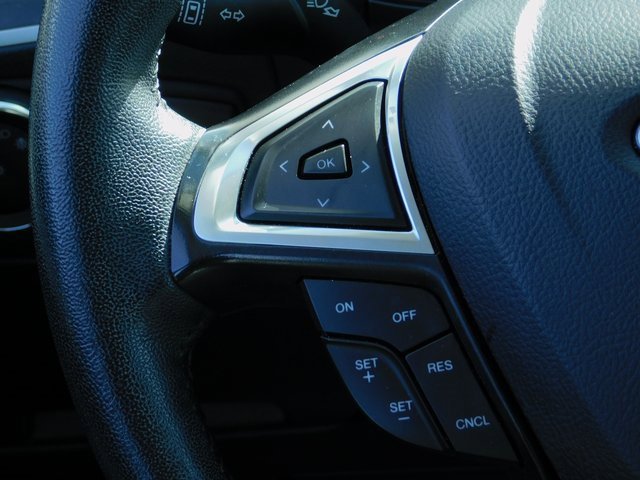 Used 2024 Ford Edge SEL image 18