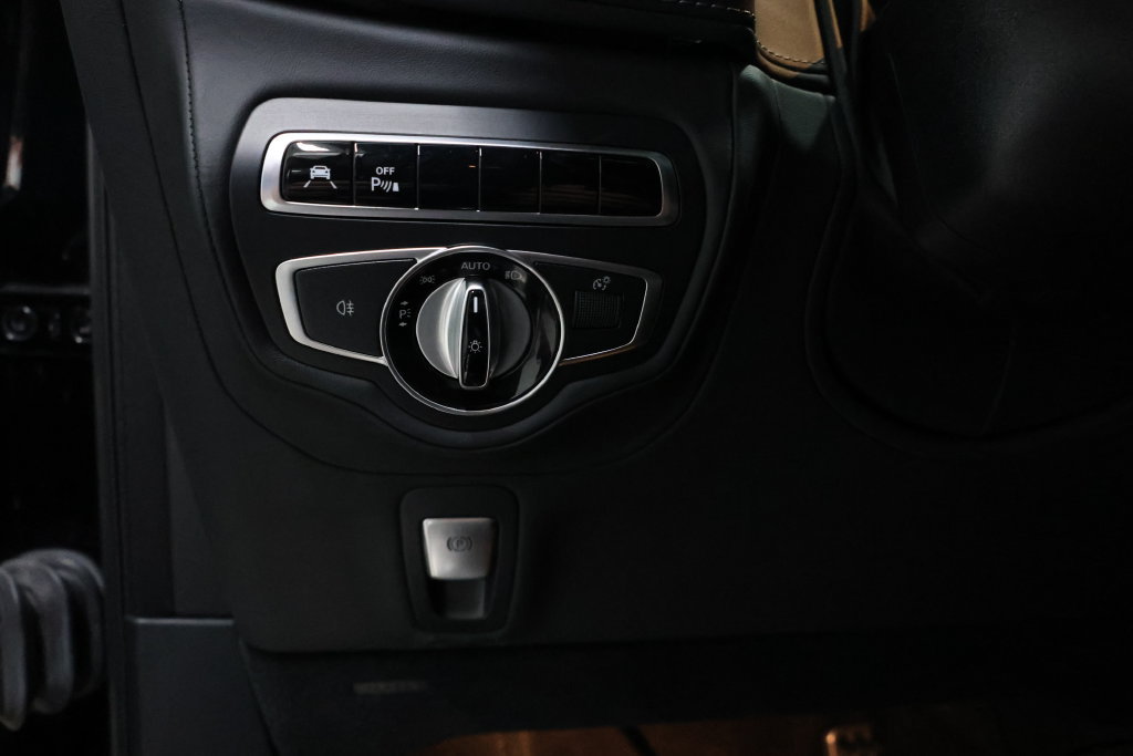 Used 2024 Mercedes-Benz G 550 image 71