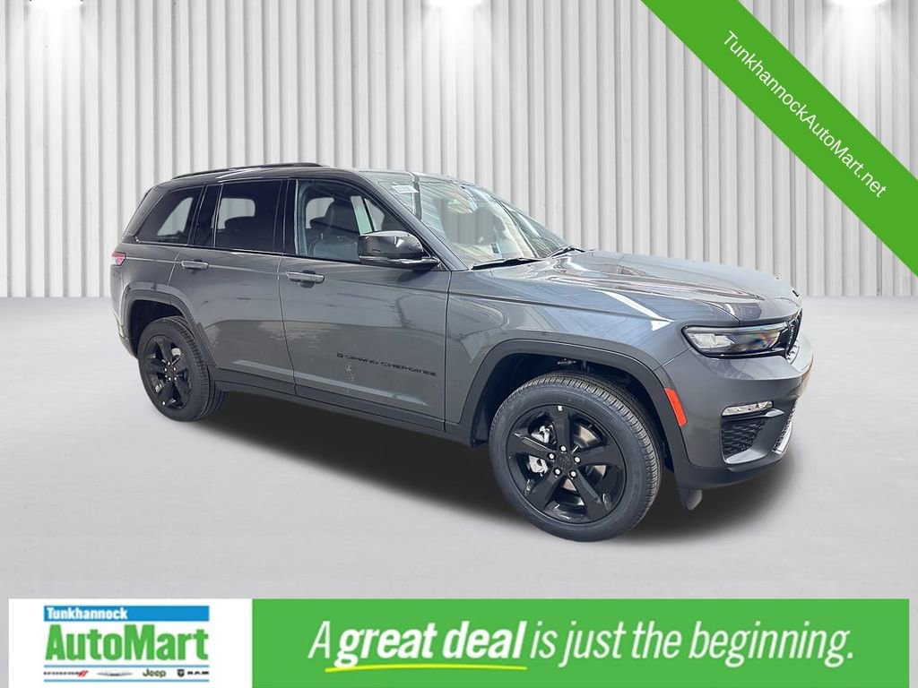 New 2025 Jeep Grand Cherokee Limited w/ Black Appearance Package image 1