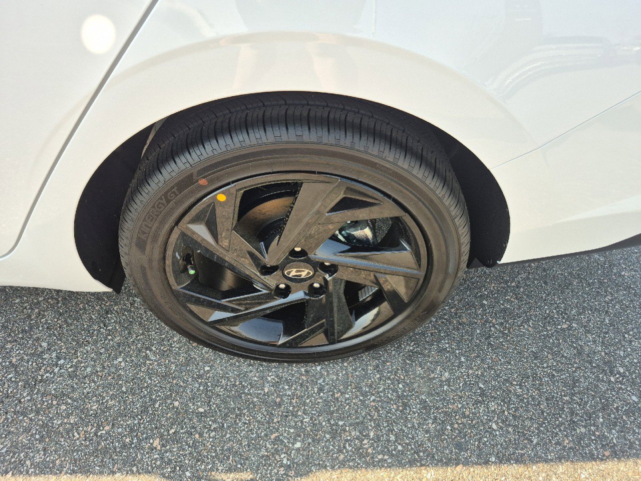 New 2026 Hyundai Elantra SEL Sport Premium image 17