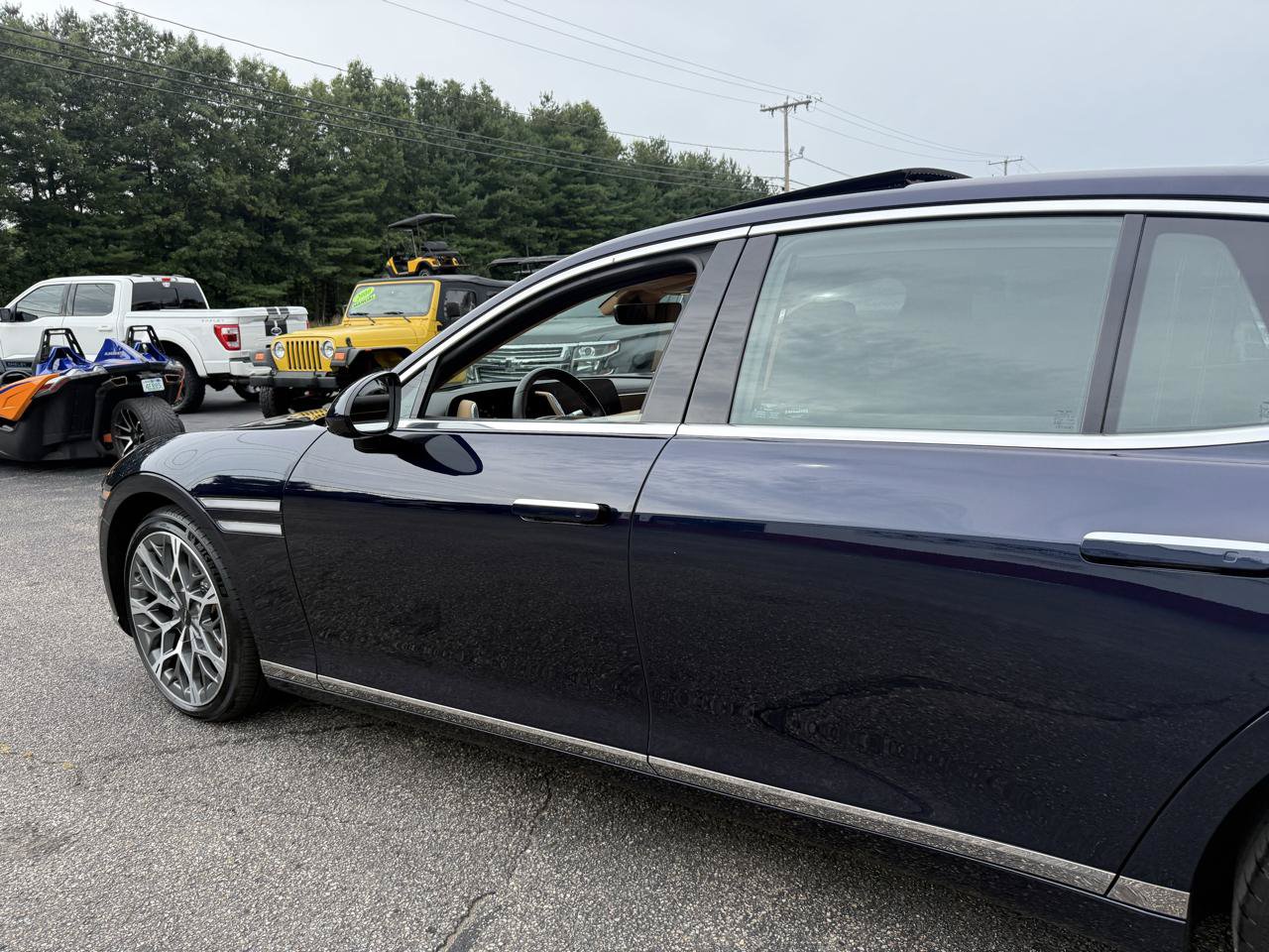 Used 2025 Genesis G90 3.5T AWD/4WD image 10