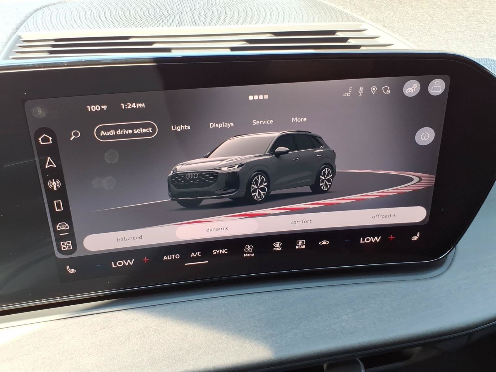 New 2026 Audi Q3 quattro 2.0T AWD/4WD image 21