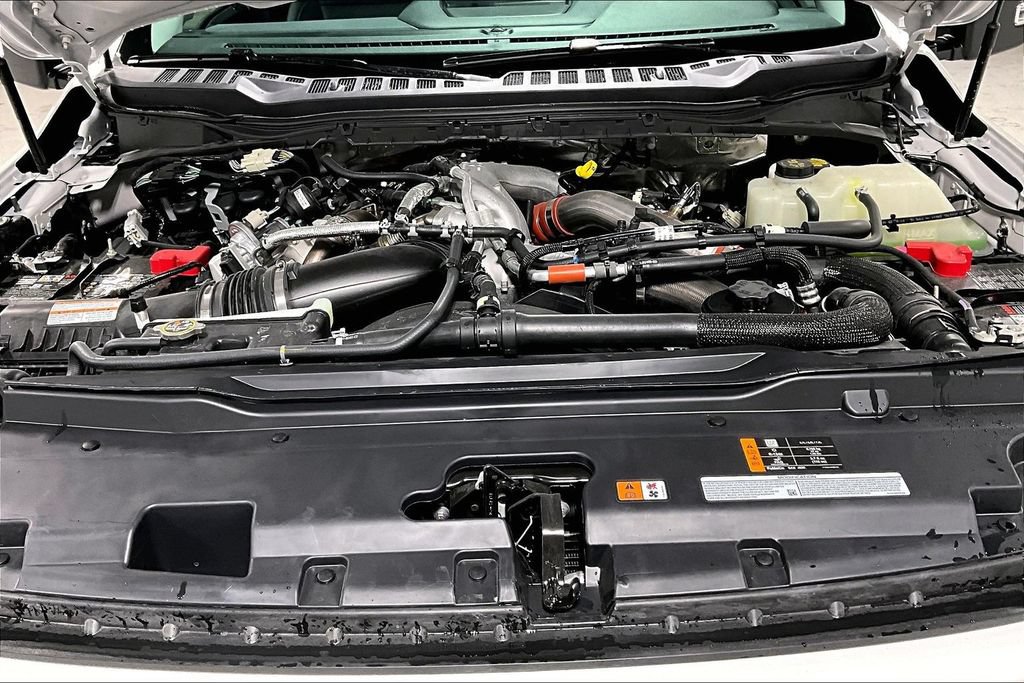 Used 2026 Ford F450 Lariat AWD/4WD image 11
