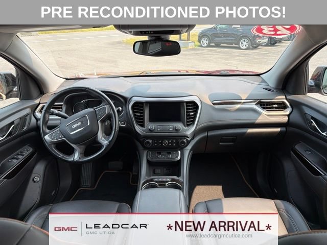 Used 2023 GMC Acadia AT4 w/ Technology Package AWD/4WD image 16
