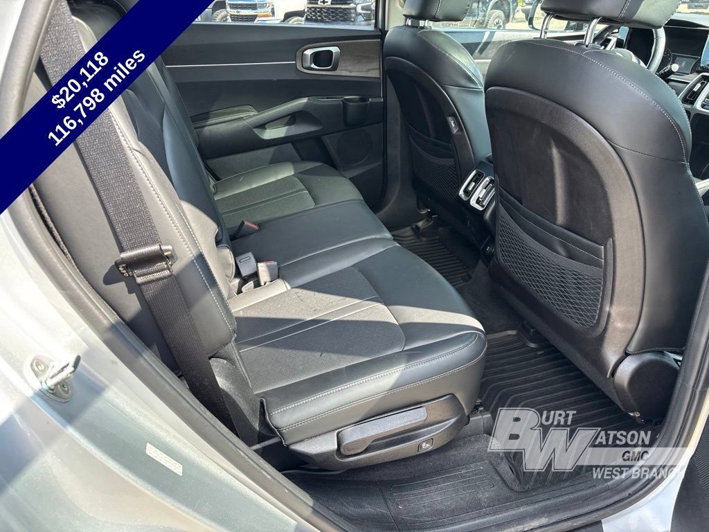 Used 2022 Kia Sorento S w/ Panoramic Sunroof Package AWD/4WD image 14