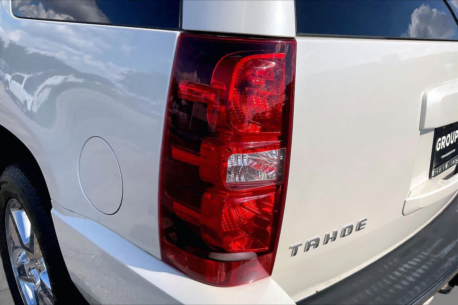 Used 2011 Chevrolet Tahoe LTZ RWD image 26