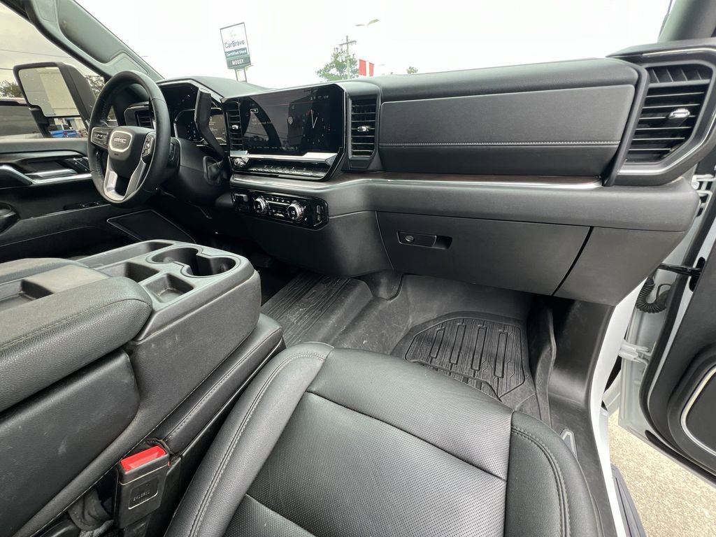 Used 2024 GMC Sierra 2500 SLT w/ LPO, GMC Protection Package image 37
