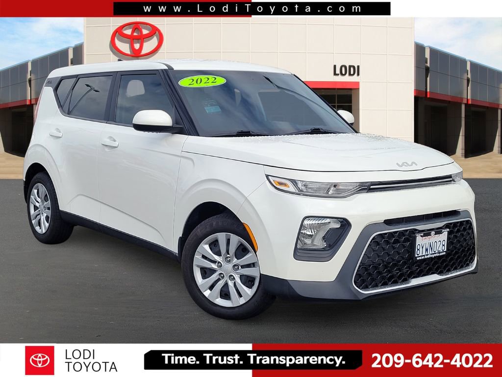 Used 2022 Kia Soul LX
