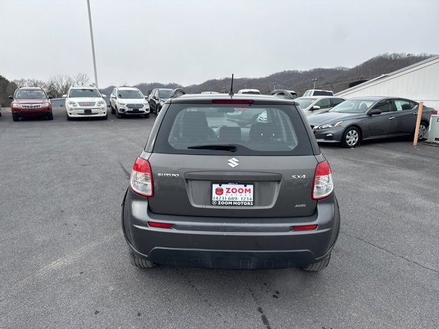 Used 2012 Suzuki SX4 AWD Hatchback image 7