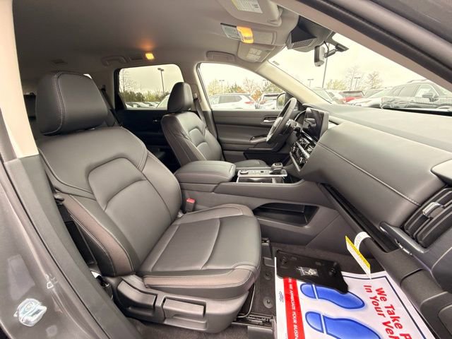 New 2026 Nissan Pathfinder SL image 19