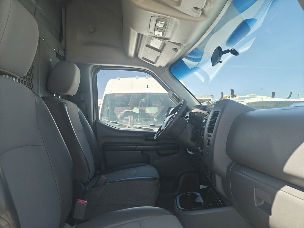 Used 2013 Nissan NV 3500 SV w/ Side Curtain Airbag Pkg image 12