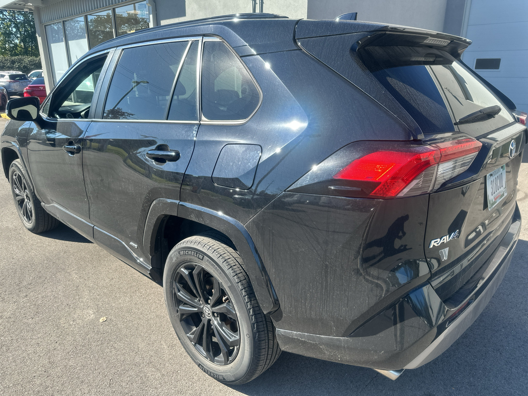 Used 2022 Toyota RAV4 SE w/ Convenience Package AWD/4WD image 8