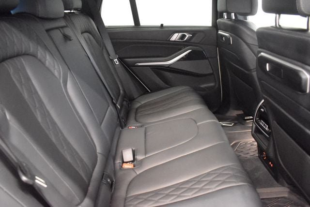 Used 2024 BMW X5 M60i w/ Executive Package AWD/4WD image 17