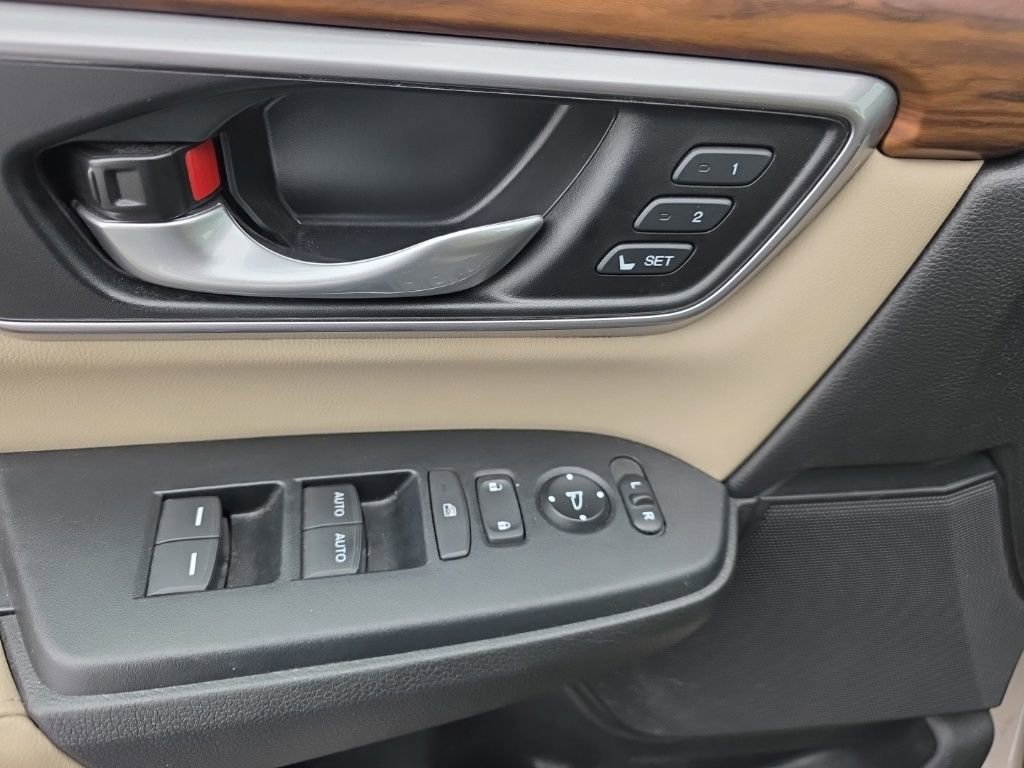 Used 2018 Honda CR-V EX-L image 12