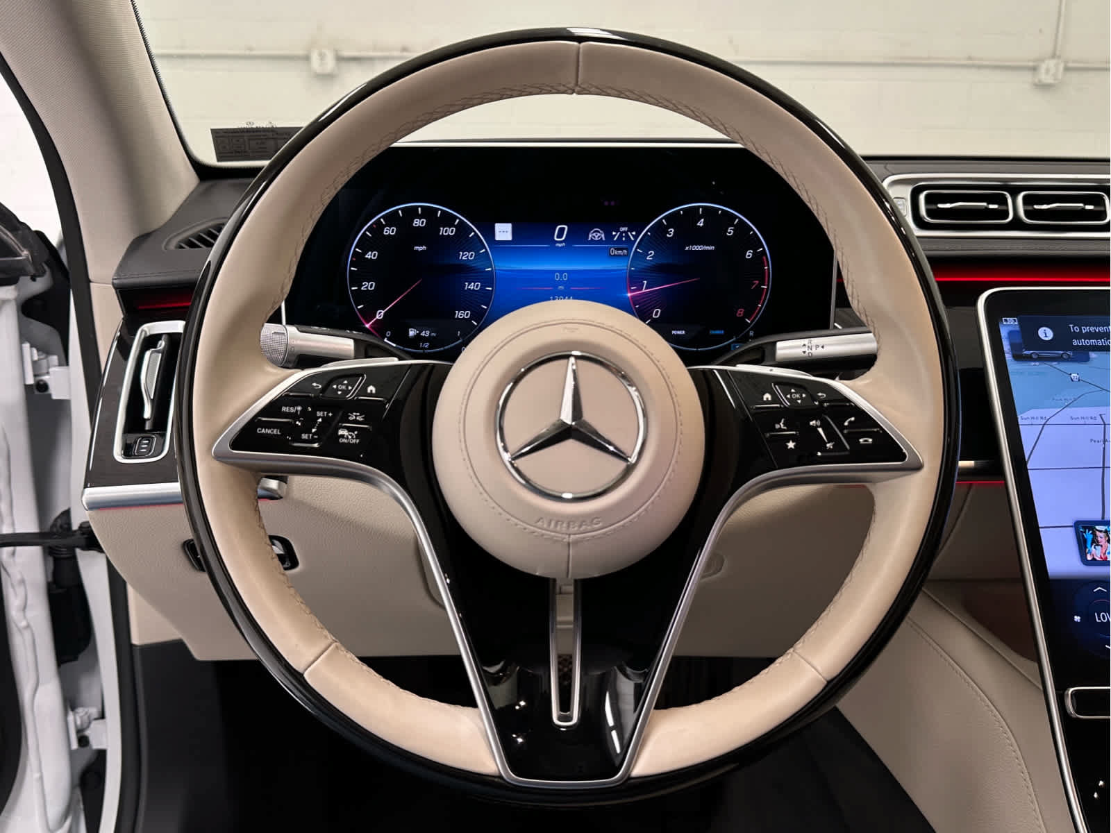 Used 2024 Mercedes-Benz S 580 4MATIC Sedan image 24