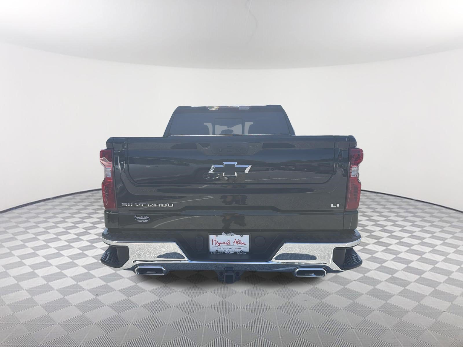 Used 2022 Chevrolet Silverado 1500 LT AWD/4WD image 5