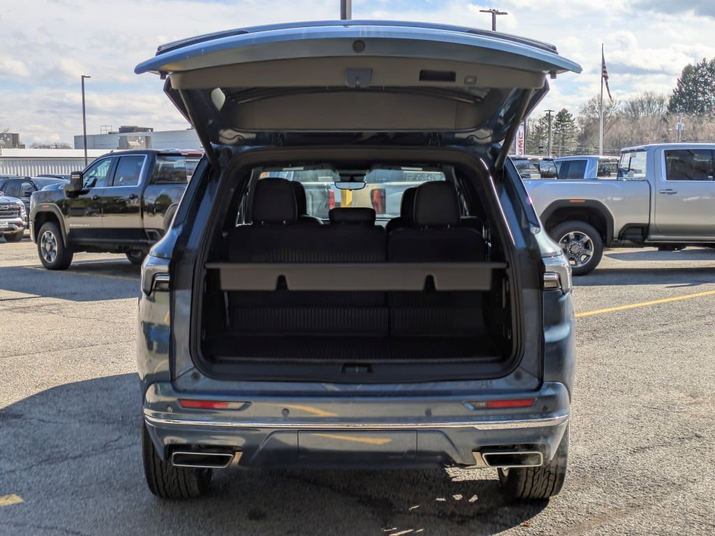 New 2026 Buick Enclave Avenir image 35