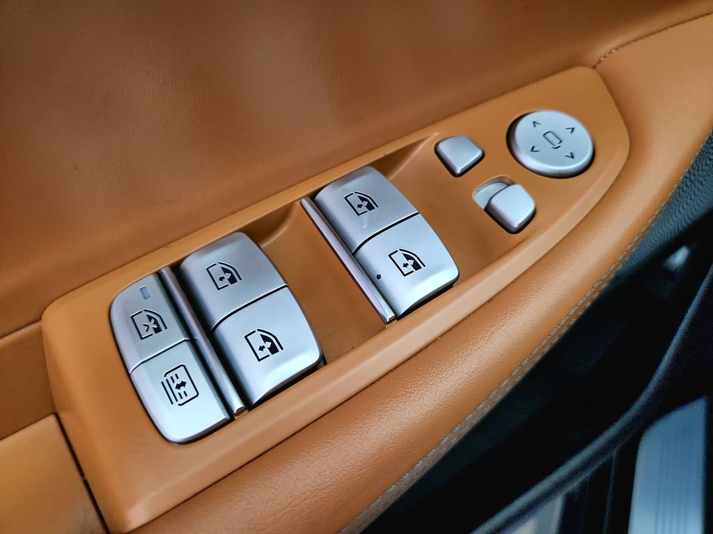 Used 2020 BMW 750i xDrive w/ Executive Package AWD/4WD image 28