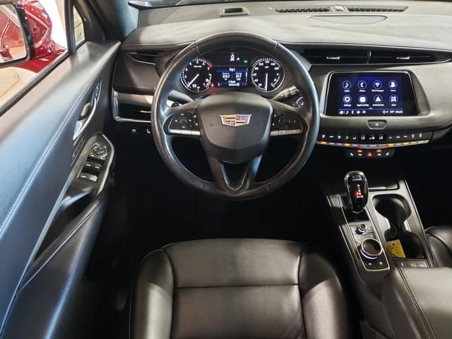 Used 2023 Cadillac XT4 Premium Luxury w/ Cold Weather Package AWD/4WD image 17