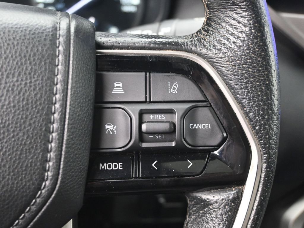 Used 2022 Toyota Tundra Limited image 12