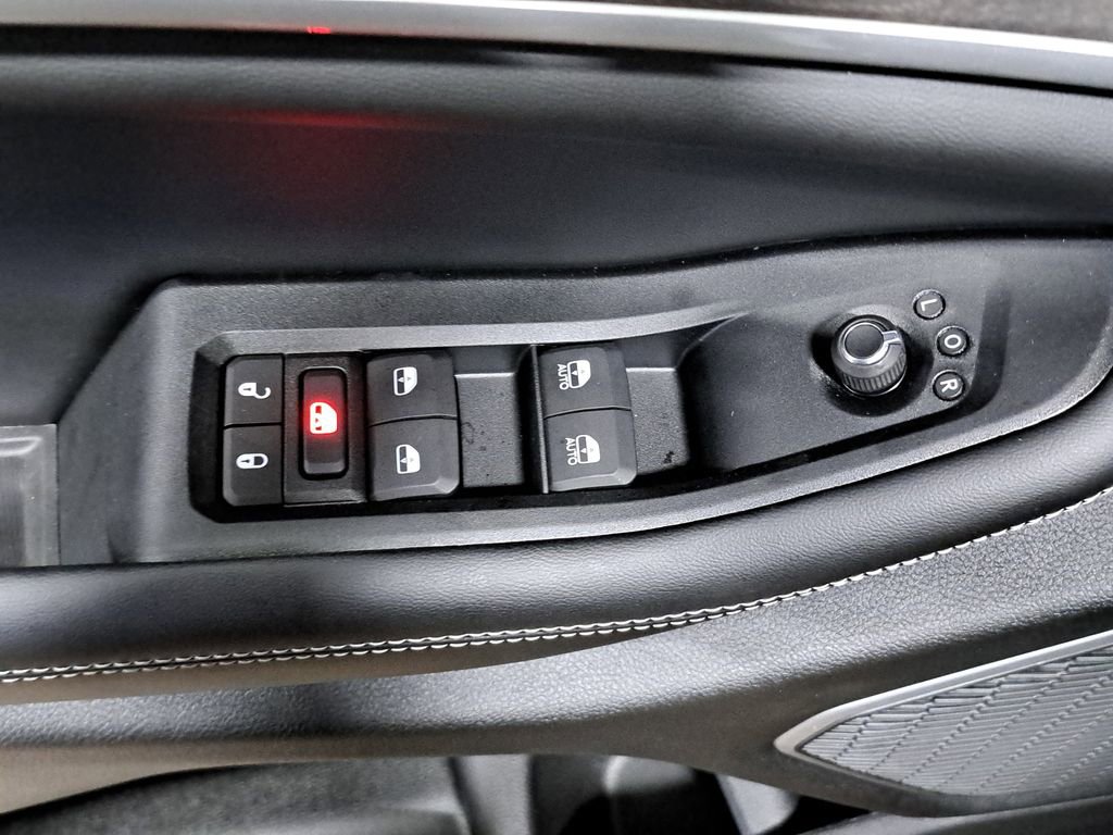 New 2026 Jeep Grand Cherokee L Limited image 30