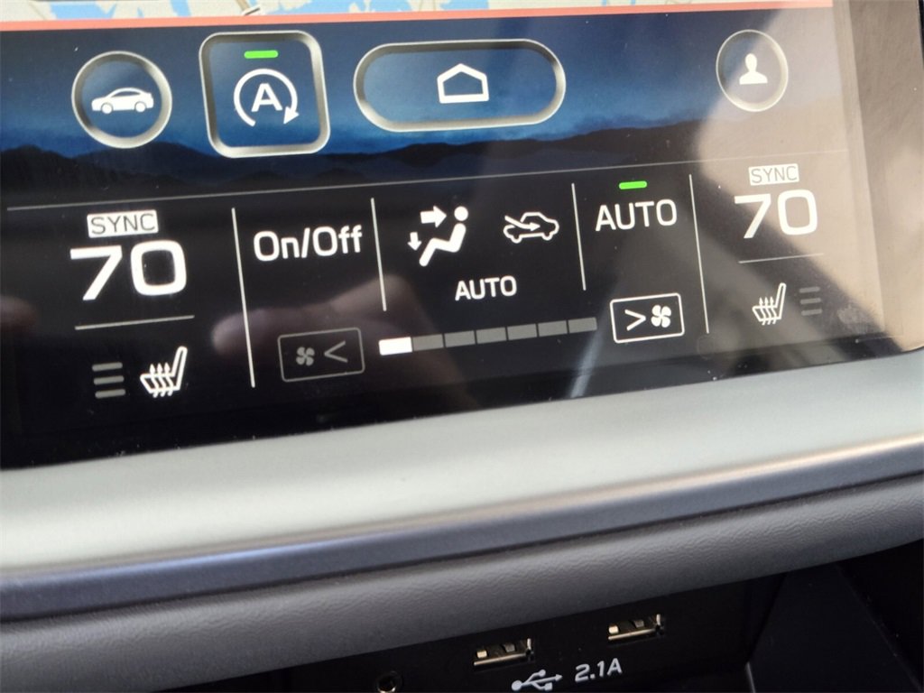 Used 2022 Subaru Legacy Limited image 25