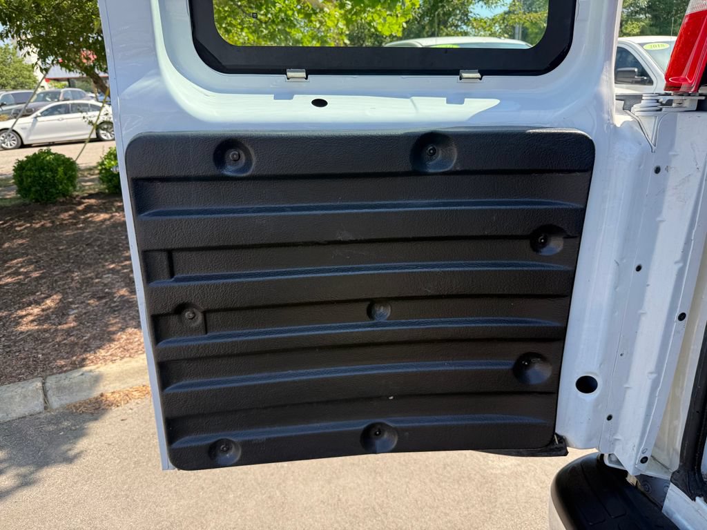 Used 2024 Chevrolet Express 2500 w/ Driver Convenience Package RWD image 27