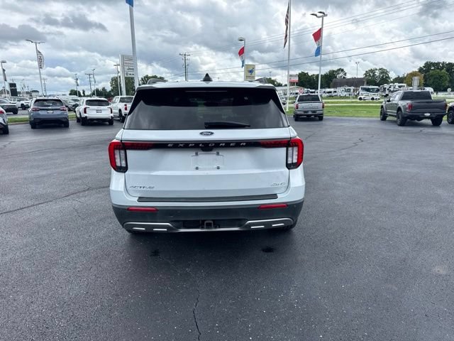 Certified 2025 Ford Explorer Active w/ Active Comfort Package AWD/4WD image 4