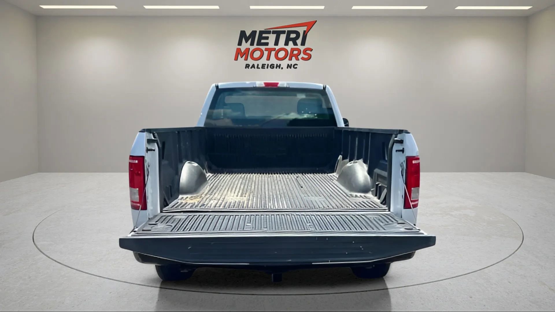 Used 2017 Ford F150 XL w/ Equipment Group 101A Mid RWD image 21