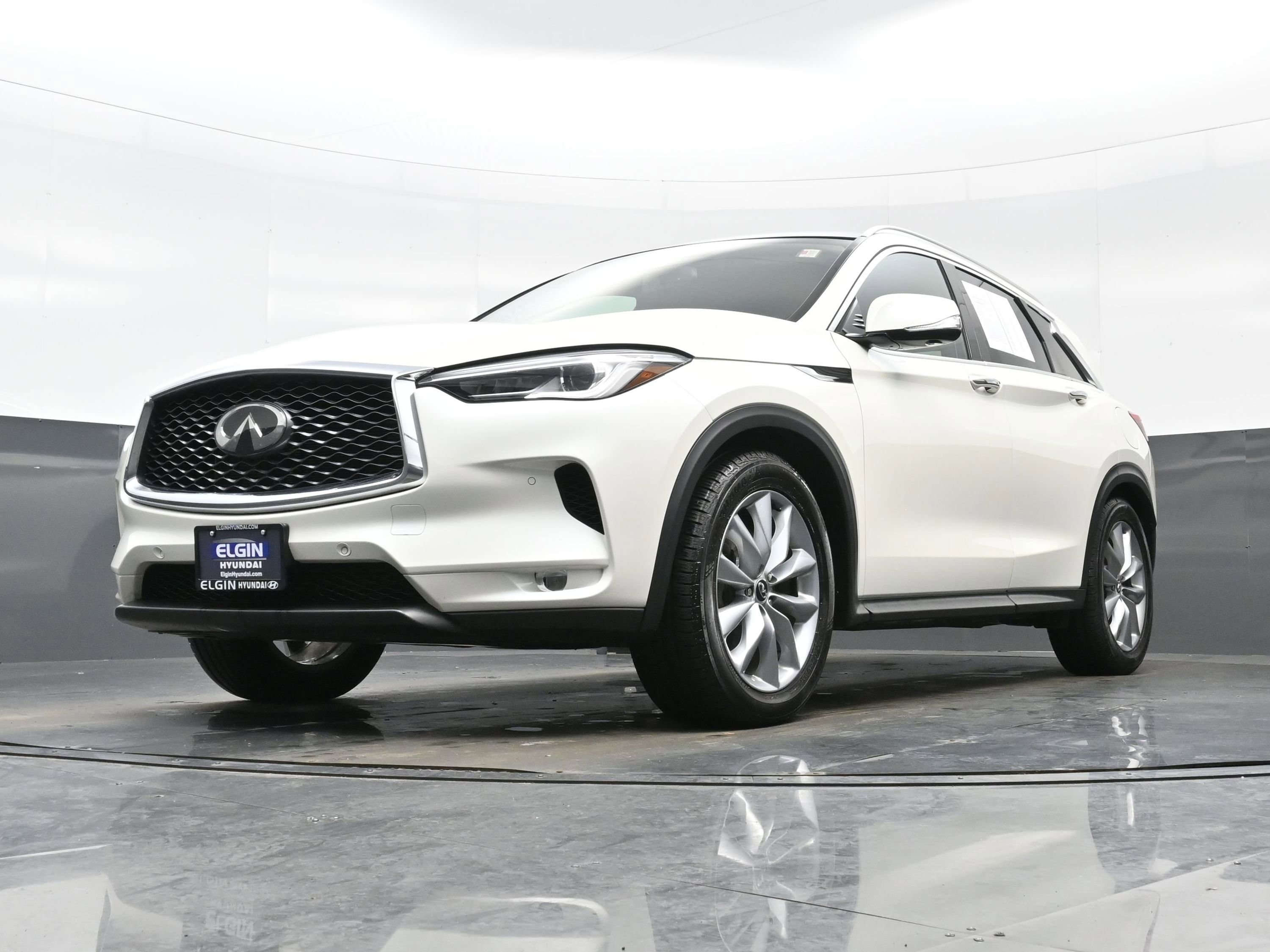 Used 2019 INFINITI QX50 Essential w/ Premium Heat Package image 27