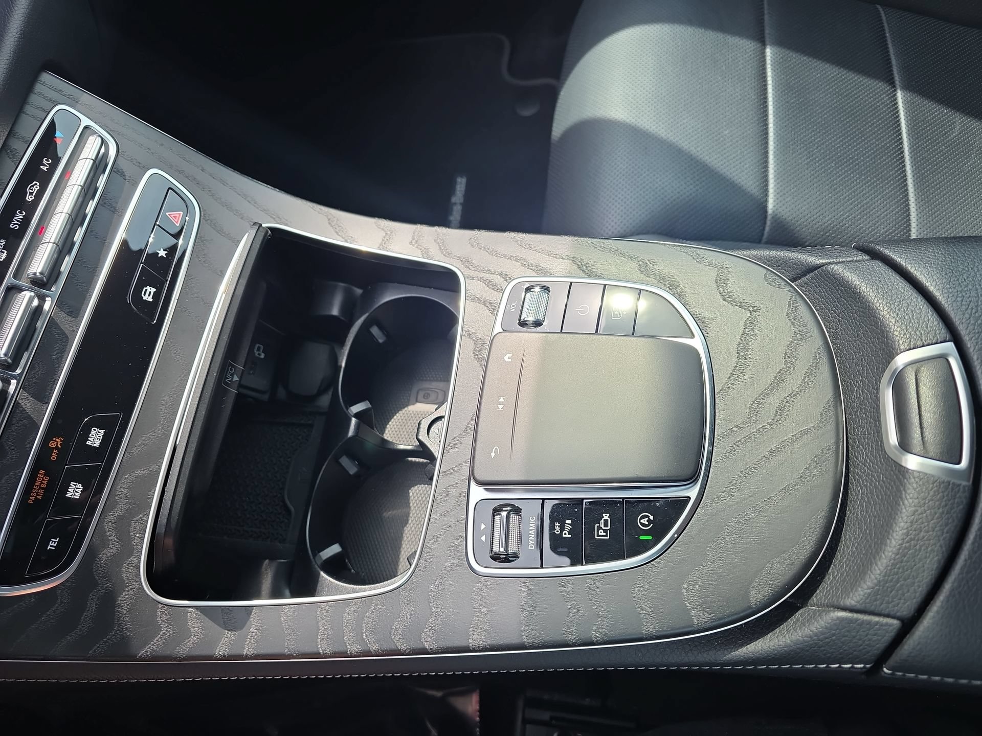 Used 2023 Mercedes-Benz E 450 4MATIC Sedan image 25
