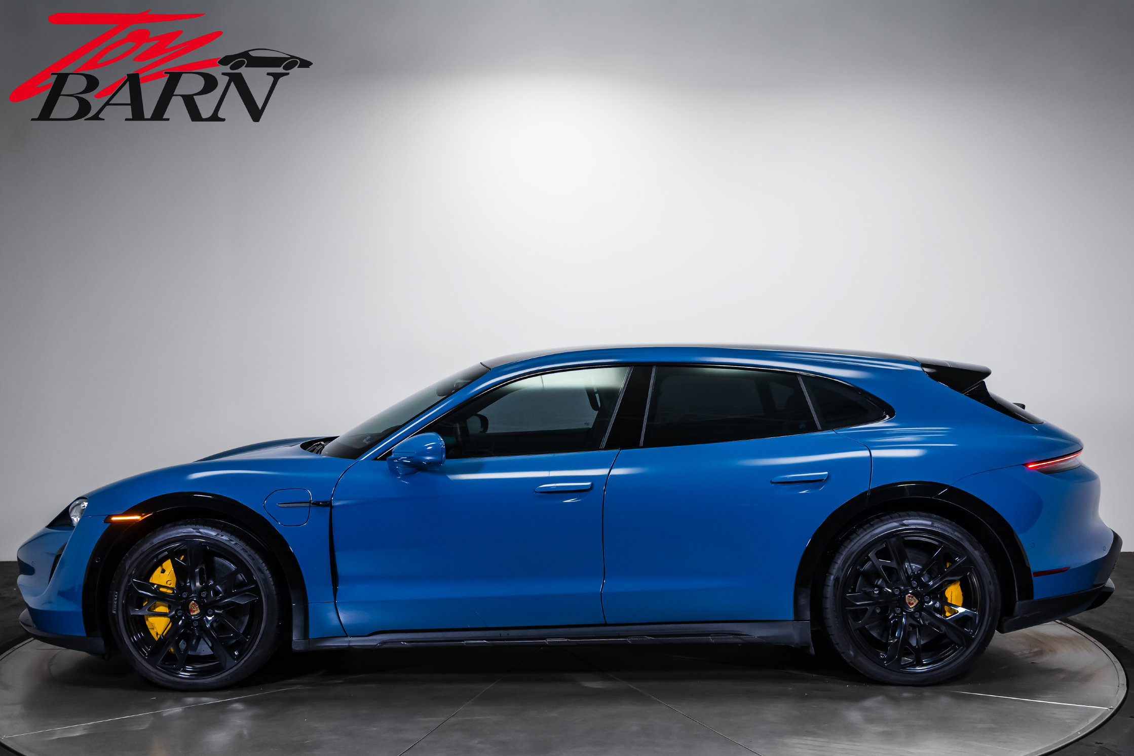 Used 2023 Porsche Taycan Turbo S w/ Premium Package AWD/4WD image 2
