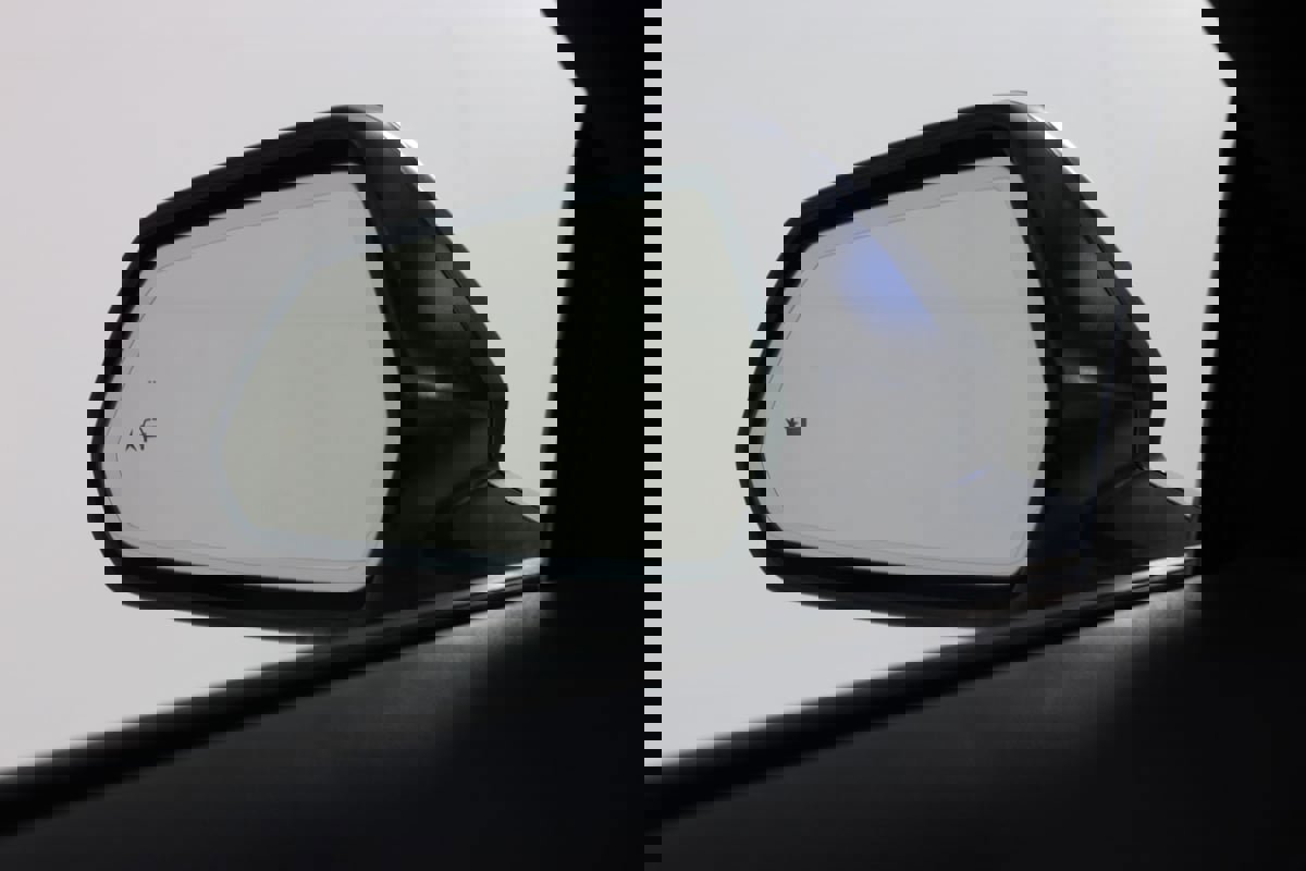 Used 2021 Chevrolet Camaro SS image 16