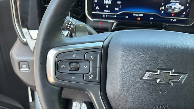 Used 2025 Chevrolet Silverado 1500 LT Trail Boss w/ Convenience Package II AWD/4WD image 23