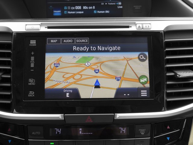 Used 2016 Honda Accord Touring image 16