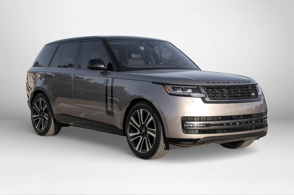 Used 2023 Land Rover Range Rover SE AWD/4WD image 4