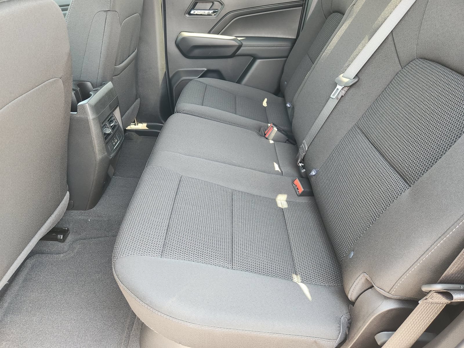 New 2026 GMC Canyon Elevation w/ Convenience Package RWD image 34
