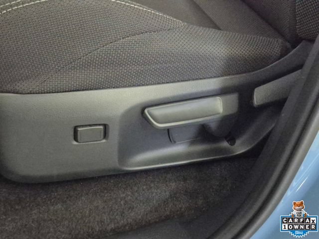 Certified 2025 Toyota 4Runner SR5 AWD/4WD image 17