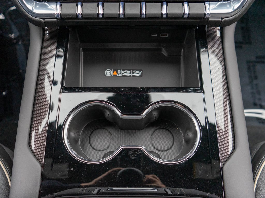 New 2026 GMC Yukon XL Elevation w/ Elevation Premium Package image 31