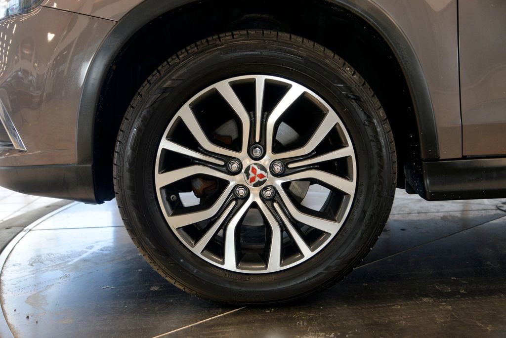 Used 2017 Mitsubishi Outlander Sport ES image 10