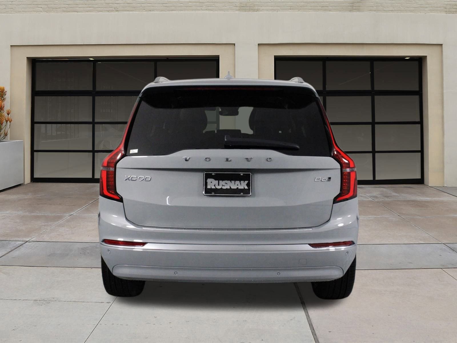 New 2025 Volvo XC90 B6 Core w/ Protection Package Premier AWD/4WD image 4